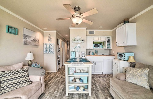 North Beach Condominio | Updated Front Beach Condo w/ Resort Amenities!