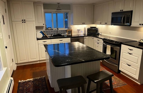 Noank Casa | Updated Home in Noank Village