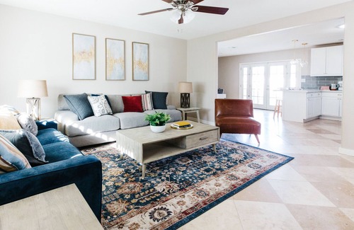 Cox Heights Casa | Hogar actualizado en Old Town Scottsdale con piscina
