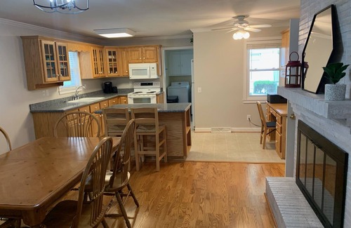 Mauldin Casa | Updated home with fenced yard, dog friendly, 15 min to downtown Greenville!