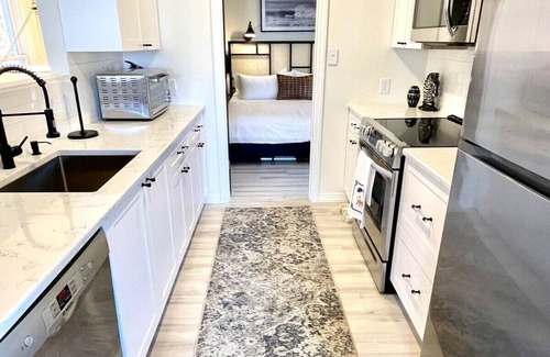 Cape May Court House Apartamento | Updated in downtown Cape May Court House!