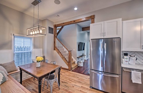 Babe Denny Cabaña | Updated Indianapolis Home, Walk to Lucas Oil!