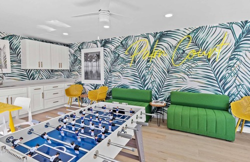 Ash Apartamento | Updated King Efficiency Across From Beach