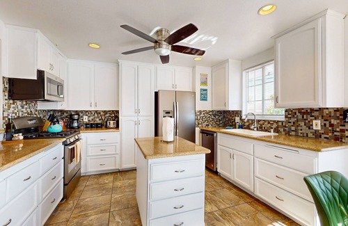 Racquet Club South Casa | Updated mid-century gem with private pool, spa, gas grill, and free WiFi