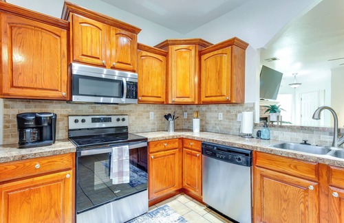 Oklahoma City Casa | Updated Oklahoma City Home ~ 11 Mi to Bricktown!