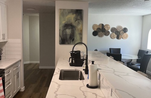 Moran Prairie Casa | 🔥Updated Rancher near 🛍 shopping & restaurants 🍽 🐾