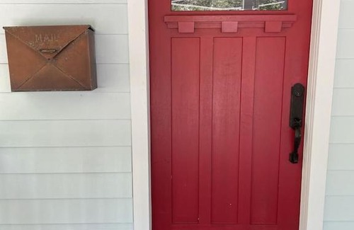 Lincolnville Casa | Updated Red Door Revival in Downtown Saint Augustine
