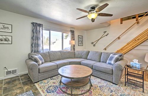McCall Casa | Updated Rustic Retreat Cabin Walk to Payette Lake