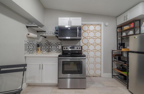 St. Petersburg - Clearwater Apartamento | Updated St Pete Studio