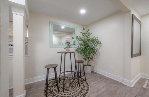 St. Petersburg - Clearwater Apartamento | Updated St Pete Apartment at The Urban Standard 1
