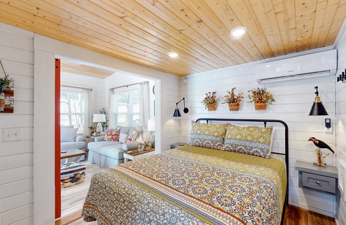 Clarkesville Casa | Updated tiny home with two living rooms, fireplace, grill, & games - near hiking