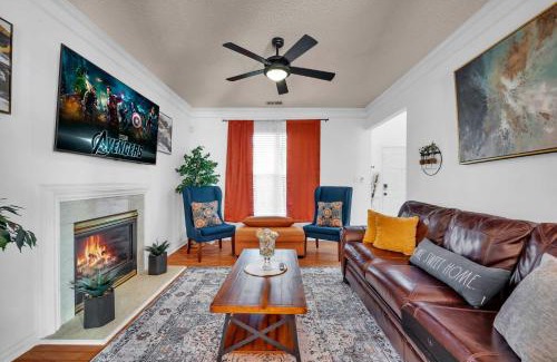 Prosperity Church Road Casa | Updated University Area Home with Hot Tub Near Charlotte Your Perfect Retreat