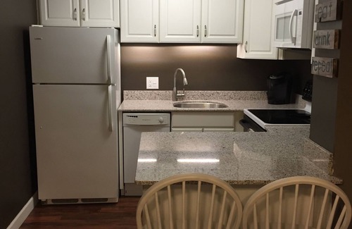 Weirs Beach Condominio | Actualizado Weirs Beach, Village Of Winnipesaukee Condo