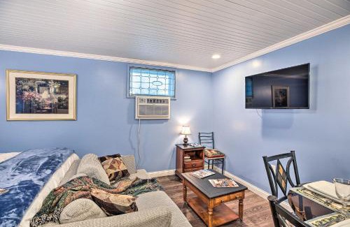 Williamstown Apartamento | Updated Williamstown Apartment with Kitchen!