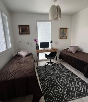 Espoo Apartamento | Upea ja hyvin varusteltu paritalohuoneisto lähellä merenrantaa