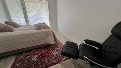 Espoo Apartamento | Upea ja hyvin varusteltu paritalohuoneisto lähellä merenrantaa