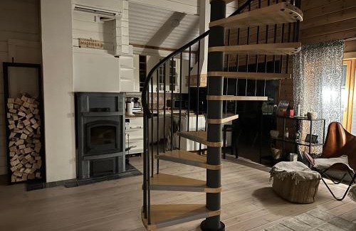 Kvevlax Apartamento | Upea villa lähellä rantaa poreallas & SUP-laudat