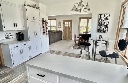 Cudahy Casa | UPGRADED 4BR Home in Milwaukee - Near airport and downtown