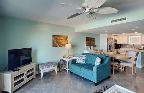 Flagler Beach Condominio | Upgraded Beachfront Condo W. Ocean Views, Pool Access