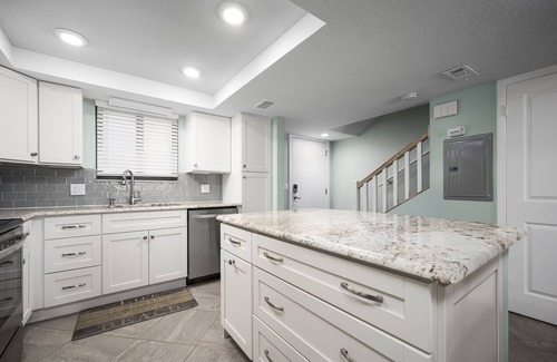 Flagler Beach Condominio | Upgraded Beachfront Condo W. Ocean Views, Pool Access