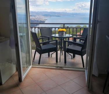 Bregi Apartamento | Uphill Opatija Apartment