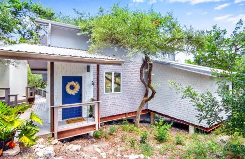 Dripping Springs Casa | Uplift House
