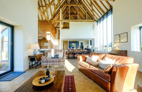 Woodbridge Casa | Upper Barn - a large family house by Aldeburgh Coastal Cottages