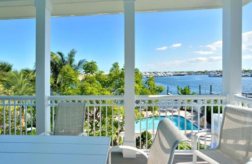 Meadows Casa | Upper Bayview South