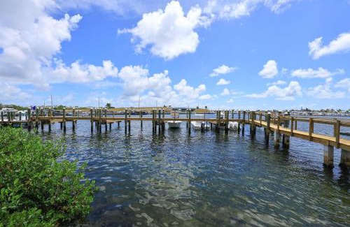 Meadows Casa | Upper Bayview South