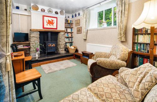 Llangeler Casa | Upper Cottage Newcastle Emlyn