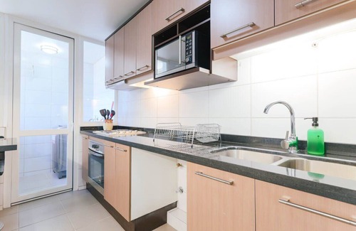 Apoquindo Apartamento | Upper Views 2D Wifi, Balcony & Parking