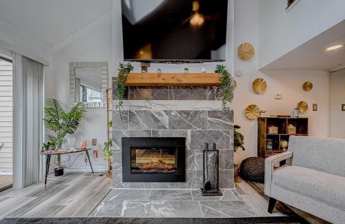 Astrodome Casa | Upscale 1br Condo In Med Center