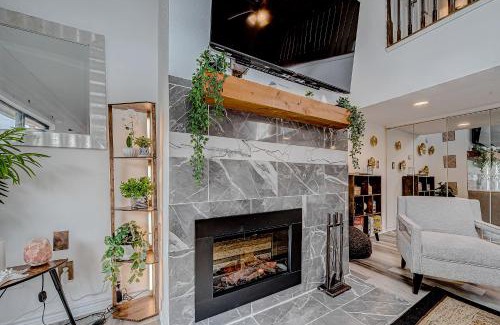 Astrodome Casa | Upscale 1br Condo In Med Center