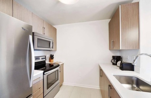 Hudson Exchange Apartamento | Upscale 1BR | Perfect for Travelling Nurses | Near Hospital