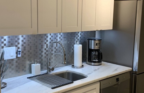 Mobile Condominio | Upscale 2nd floor West Mobile 2 bedroom 2 bath condo!