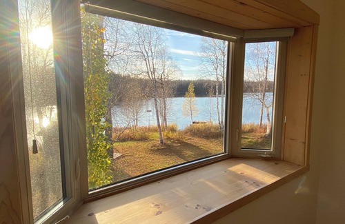 Talkeetna Casa | Upscale 3-bedroom lakefront house in Talkeetna
