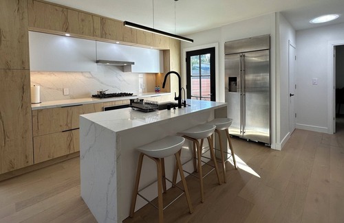 Shoreline West Casa | Upscale 3B2B Modern House Near Mountain View Downtown