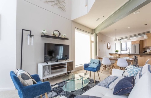Downtown Indianapolis Condominio | Upscale 3BR Penthouse by CozySuites