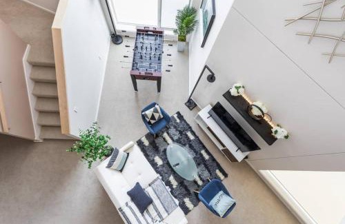 Downtown Indianapolis Casa | Upscale 3BR Penthouse by CozySuites