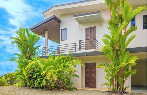 Dominicalito Casa | Upscale 4b/4b great location w/ breathtaking views