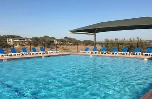Point Venture Casa | Upscale 5BR Home on Lake Travis/hottub/lake Views