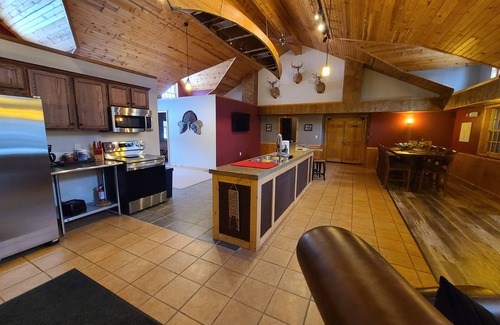 Winter Complejo | "Upscale Accommodations" with an "Up North" location!