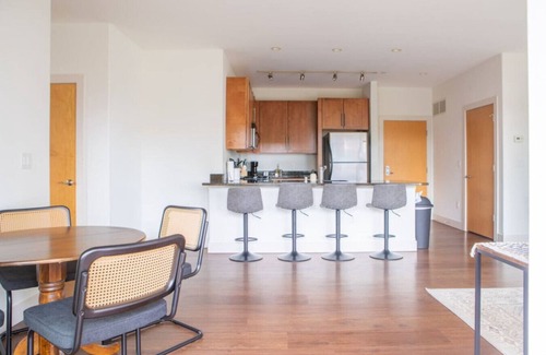 Yankee Hill Apartamento | Upscale Apartment CG1 Near Lake Michigan