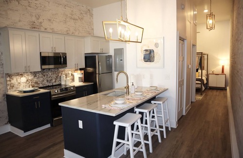 Columbia Apartamento | Upscale Apartment in the Heart of Downtown Columbia!