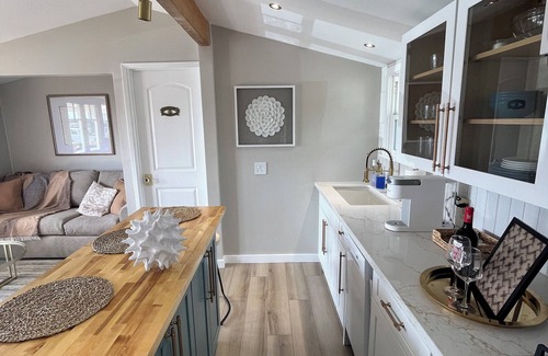 San Luis Obispo County Cabaña | Upscale Beach Cottage - rock view - paddleboards