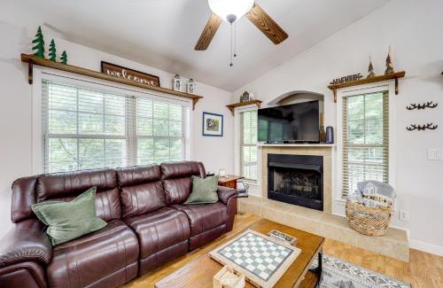 Newland Casa | Upscale Blue Ridge Mtns Escape Great for Groups!
