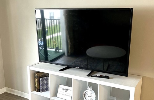 Pembroke Pines Apartamento | Upscale Bohemian Family sized Apartment w/ balcony