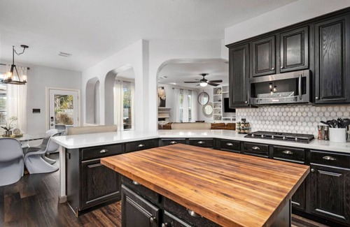 Cypress Casa | Upscale Cypress Stay Pool, Hot Tub, EV, Sleeps 20