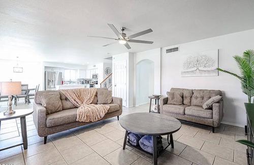 Avondale Casa | Upscale Desert Escape for gathering - peaceful serenity AND fun!