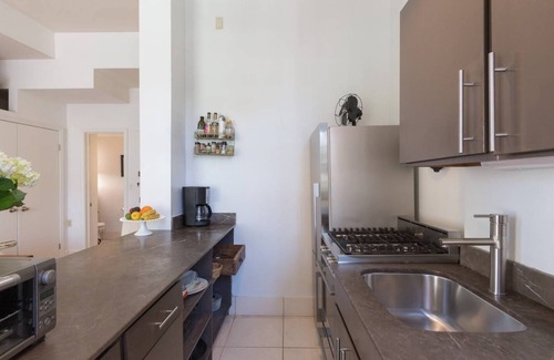 Reed-Cooke Apartamento | Exclusivo en DuPont: balcón + 1. 5 baños + opción de estacionamiento en la calzada rara!